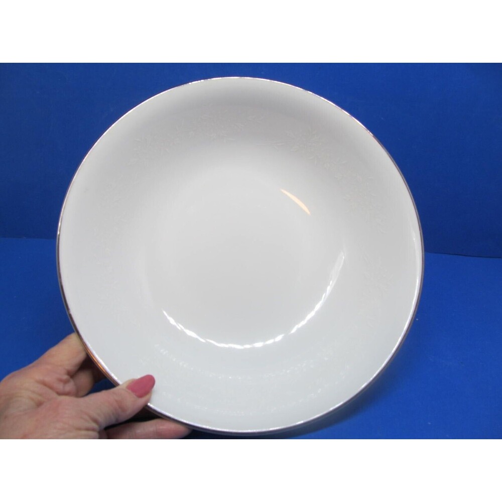 USS Enchantment Vegetable Bowl White Flowers Platinum Trim # 5717 JAPAN